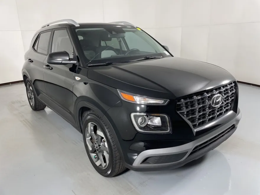 2022 Hyundai Venue SEL Limited photo 1