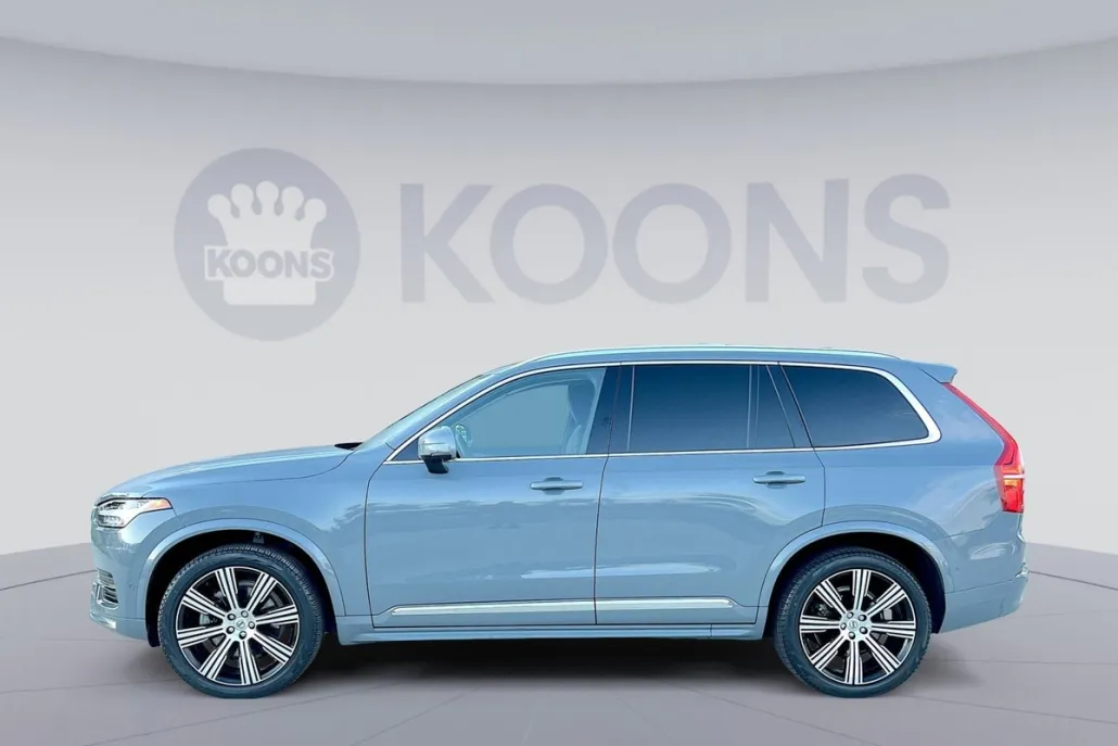 2023 Volvo XC90 Ultimate photo 1