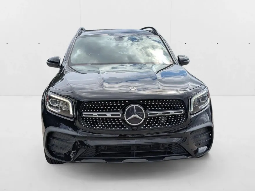 2021 Mercedes Benz GLB 250 photo 1