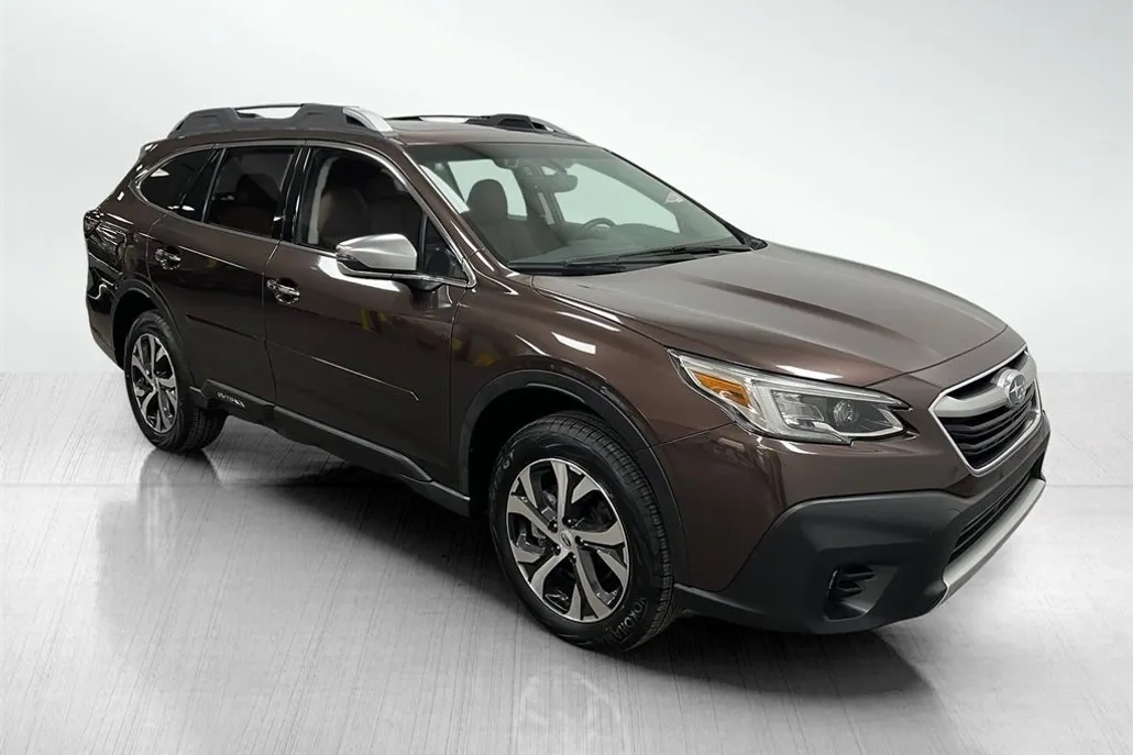 2021 Subaru Outback Touring XT photo 1