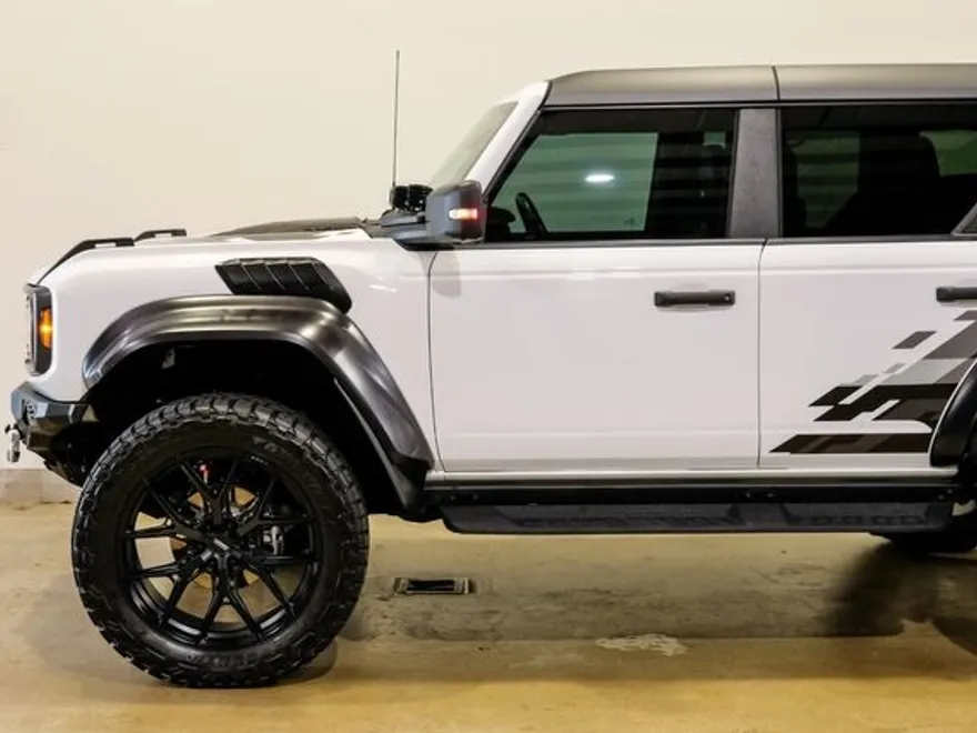 2023 Ford Bronco Raptor photo 40