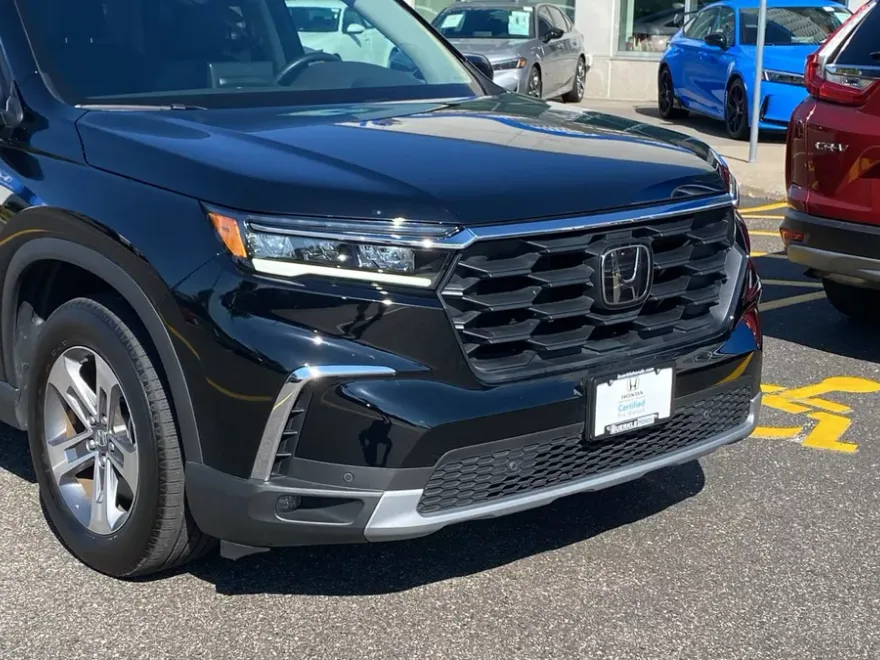 2024 Honda Pilot EX-L photo 1