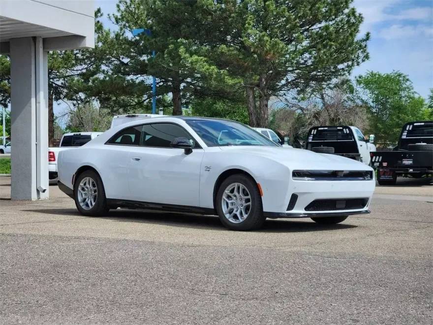 2025 Dodge Charger Daytona R/T AWD photo 1