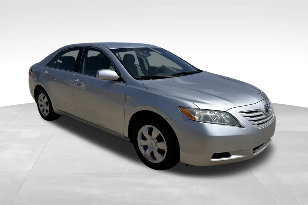 2009 Toyota Camry XLE photo 1
