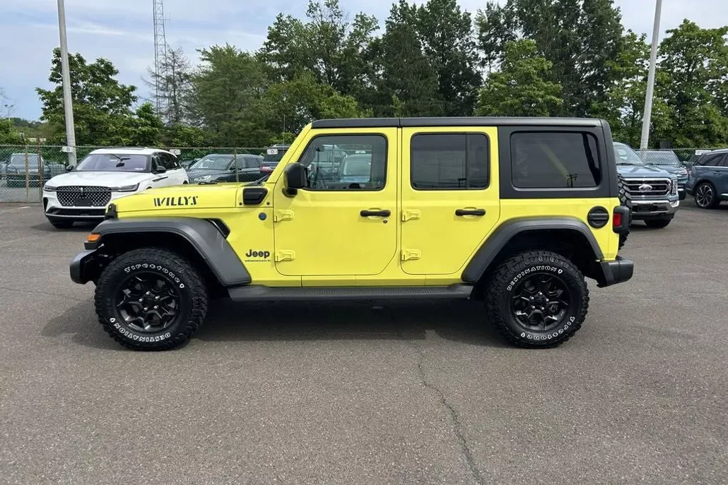 2023 Jeep Wrangler Unlimited 4xe Willys photo 1