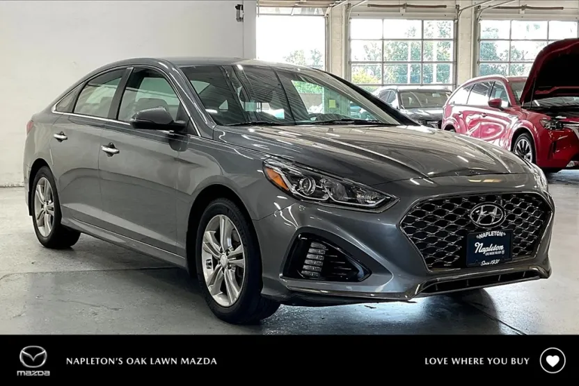 2019 Hyundai Sonata SEL photo 1