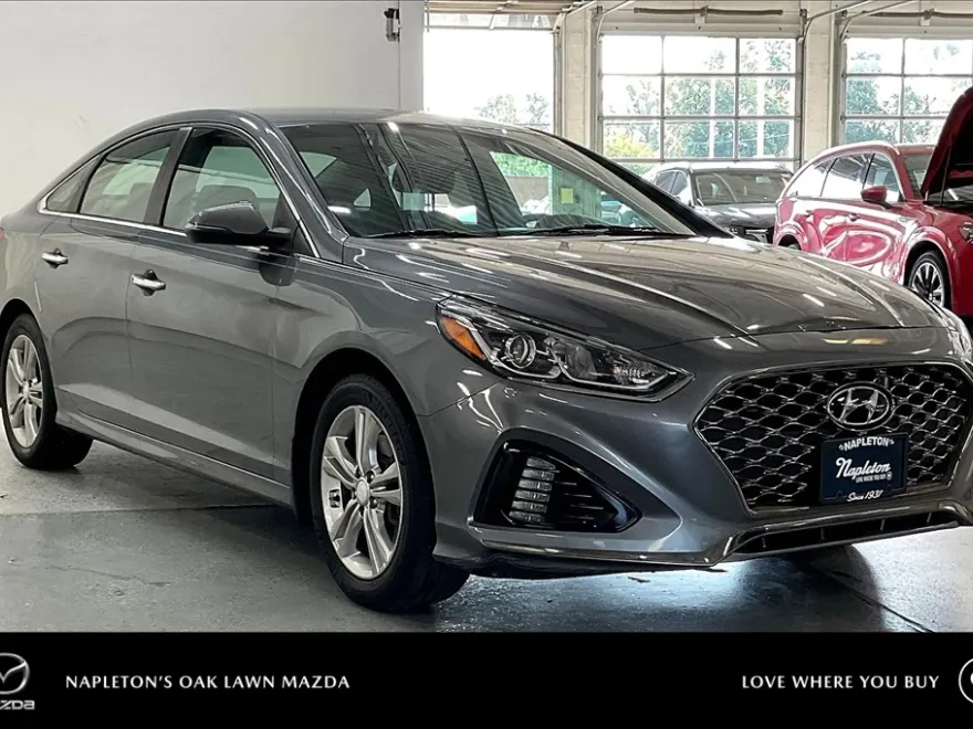 2019 Hyundai Sonata SEL photo 1