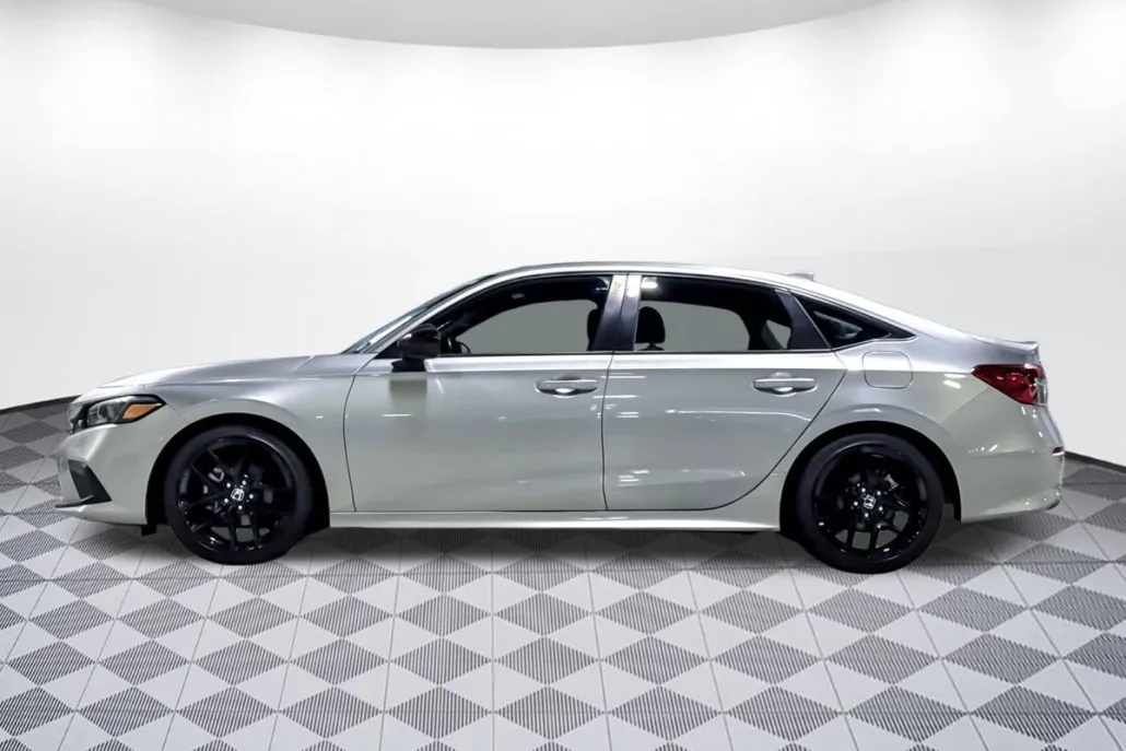 2024 Honda Civic Sport photo 1