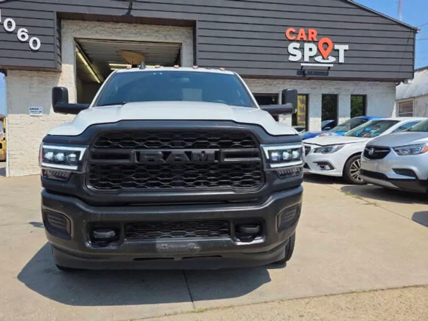 2022 Ram 3500 photo 1
