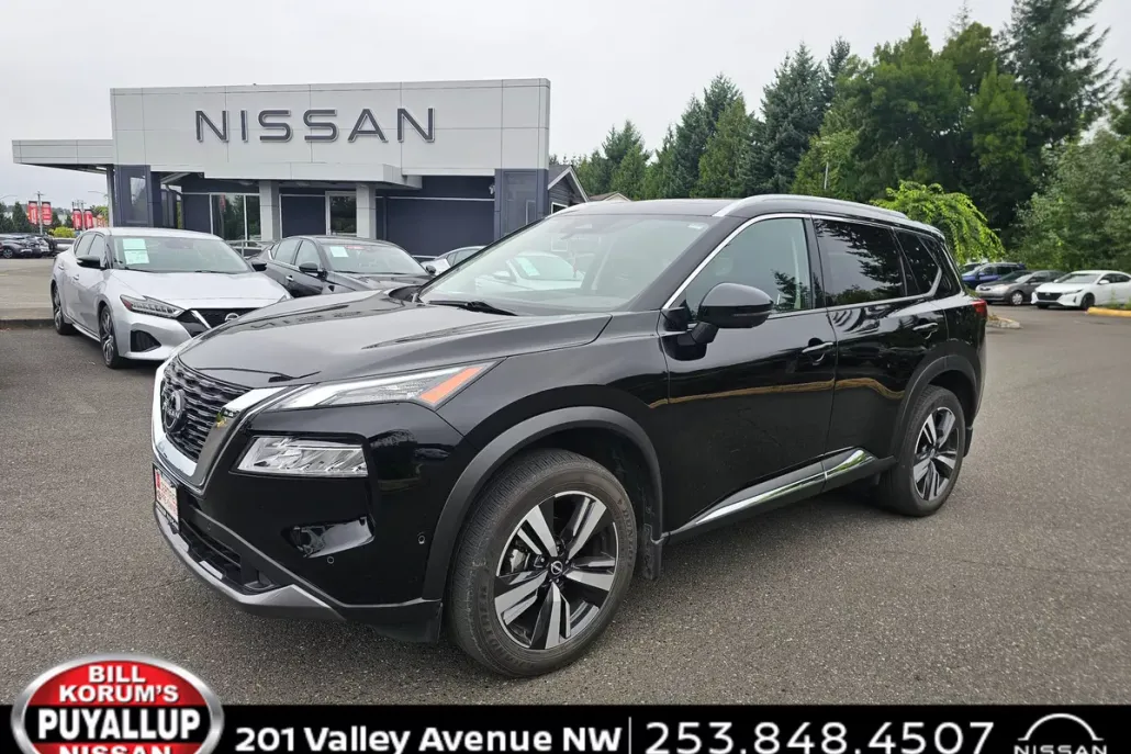 2023 Nissan Rogue SL photo 1