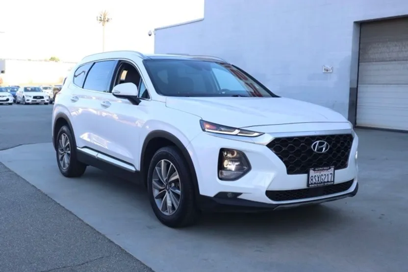 2020 Hyundai Santa Fe SEL photo 1