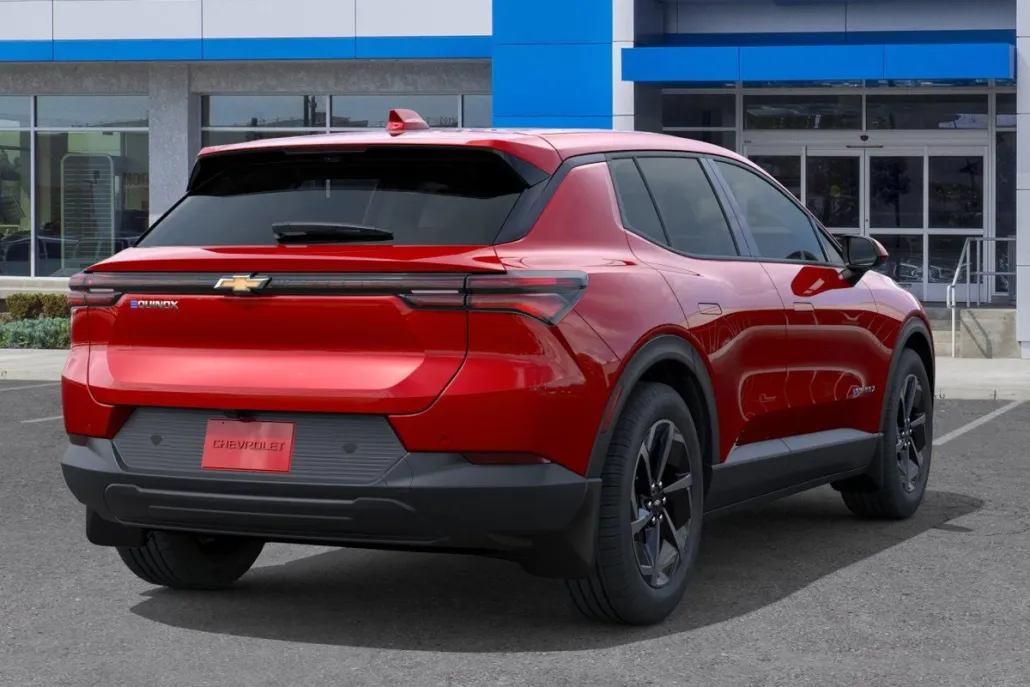 2026 Chevrolet Equinox EV 1LT photo 1