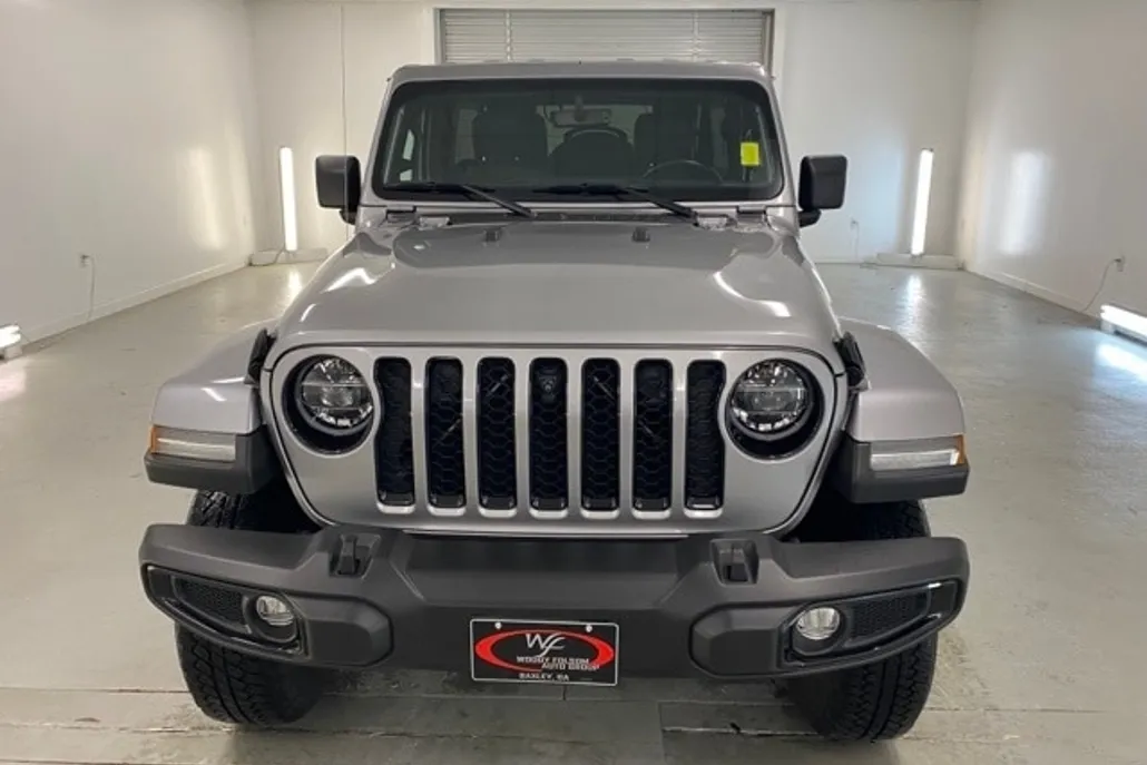2021 Jeep Wrangler Unlimited Sahara Altitude photo 1