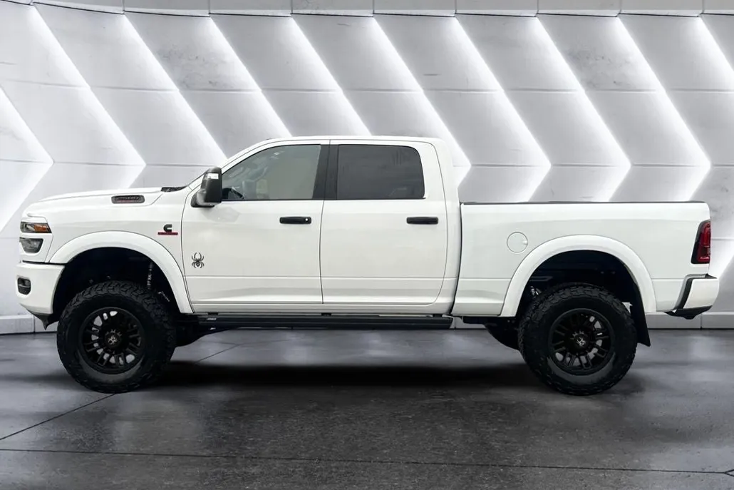 2025 Ram 2500 Big Horn photo 1