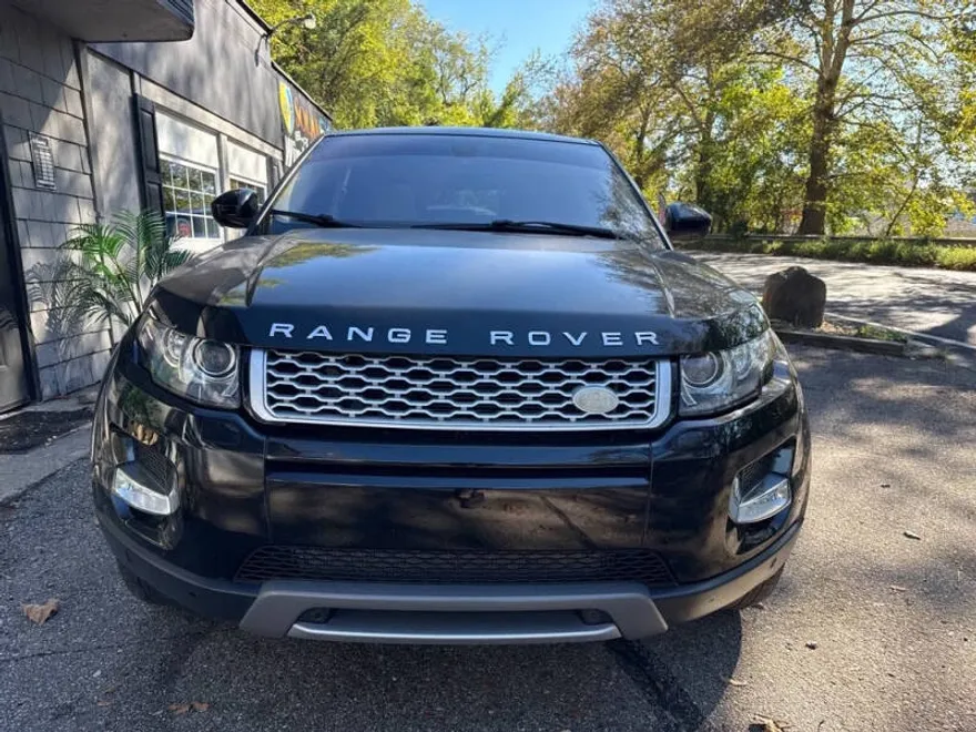 2015 Land Rover Range Rover Evoque Pure Premium photo 1
