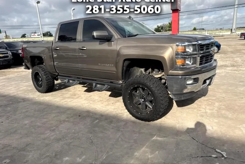 2015 Chevrolet Silverado 1500 LT photo 1