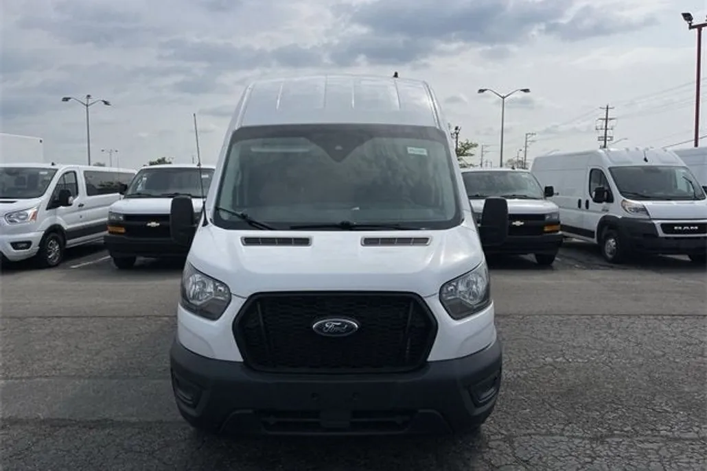 2021 Ford Transit Cargo Van photo 1