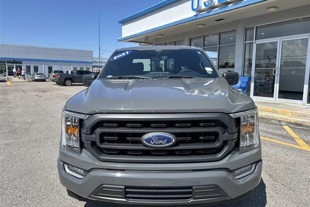 2021 Ford F-150 XLT photo 1