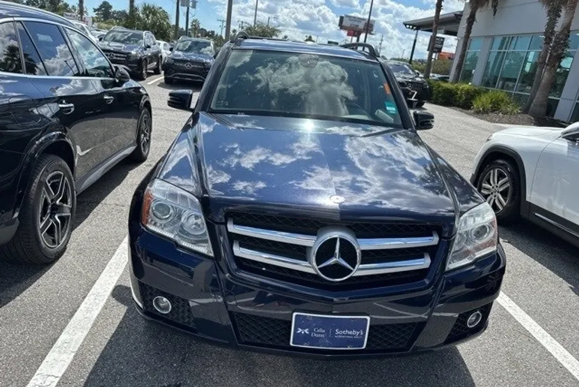 2010 Mercedes Benz GLK 350 photo 1