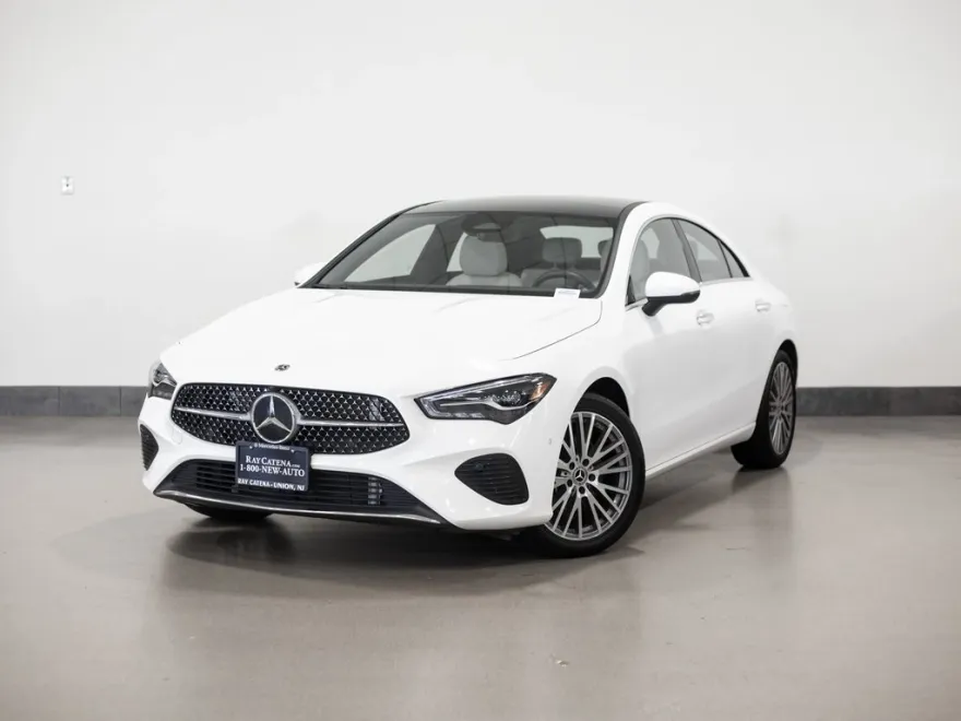 2025 Mercedes Benz CLA 250 4MATIC photo 1