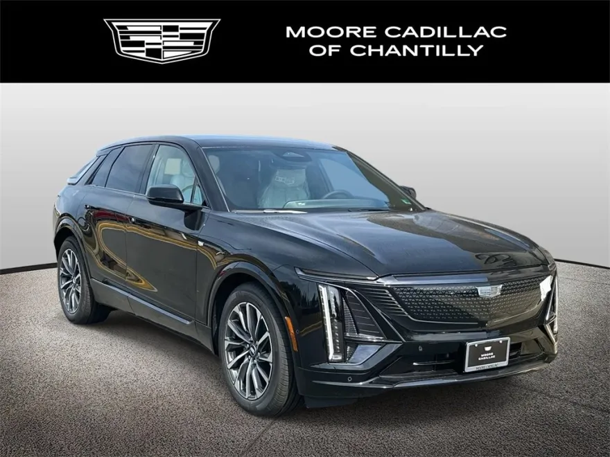 2026 Cadillac Lyriq Sport photo 1
