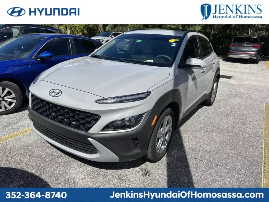 2023 Hyundai Kona SEL photo 1