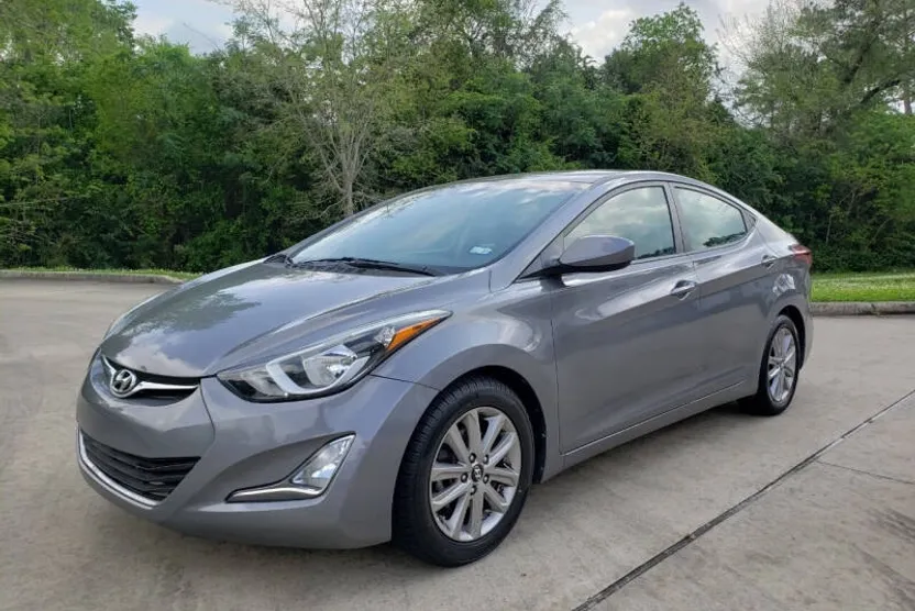 2014 Hyundai Elantra Limited photo 1