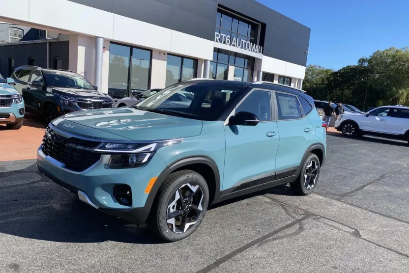 2026 Kia Seltos S photo 1