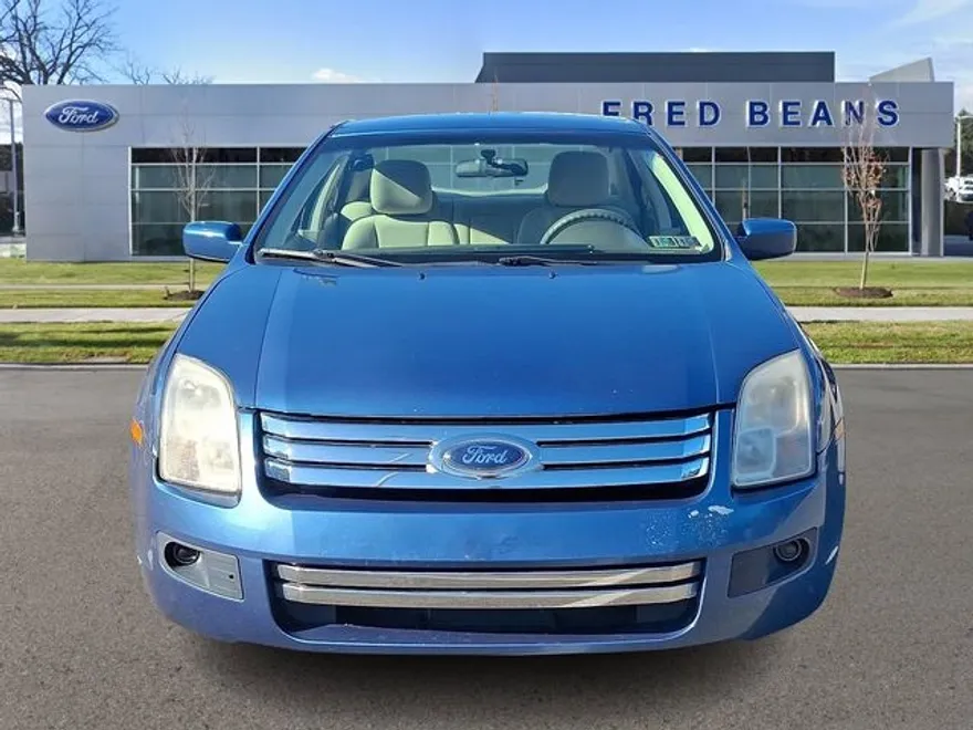 2009 Ford Fusion SE photo 1