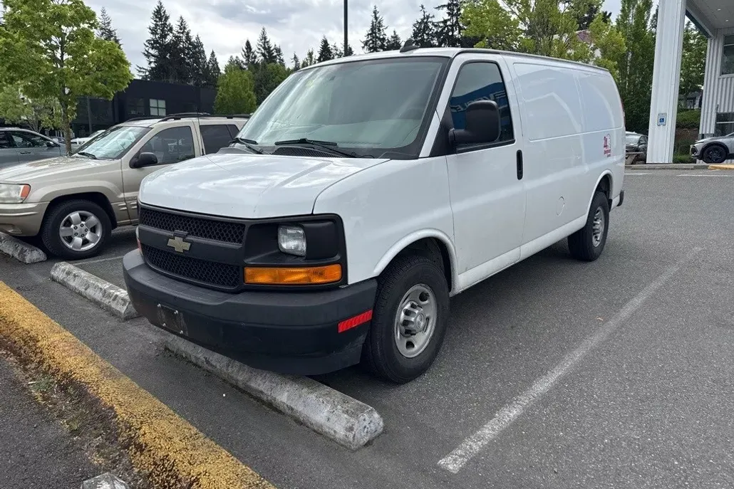 2017 Chevrolet Express 2500 Work Van Cargo photo 1