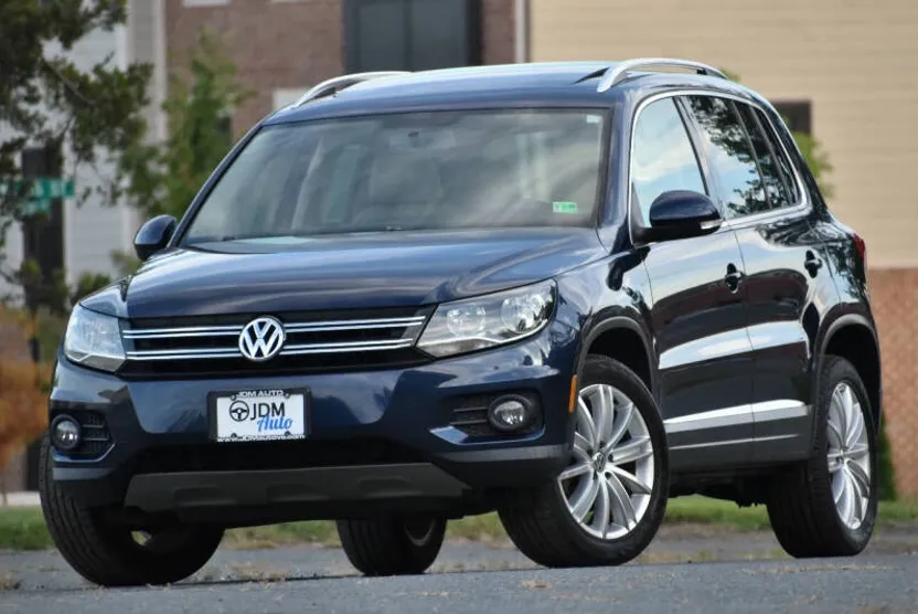 2013 Volkswagen Tiguan SE photo 1