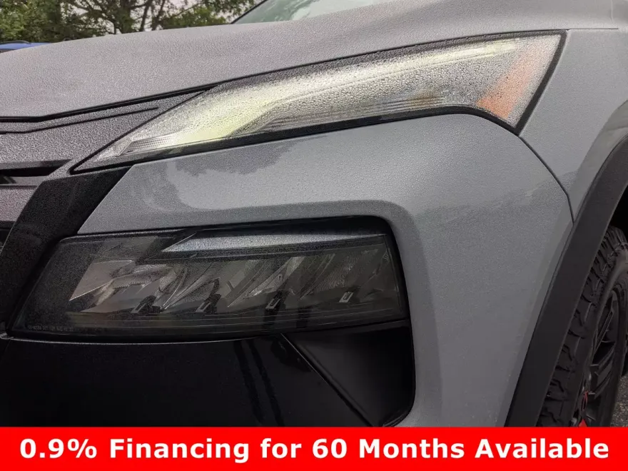 2026 Nissan Rogue SV photo 1