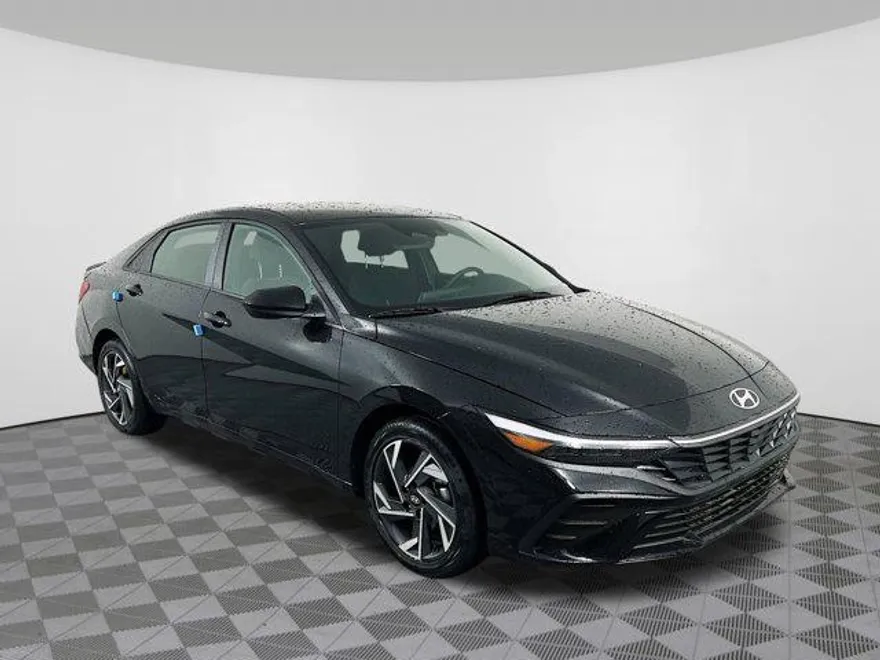 2025 Hyundai Elantra Hybrid SEL Sport photo 1