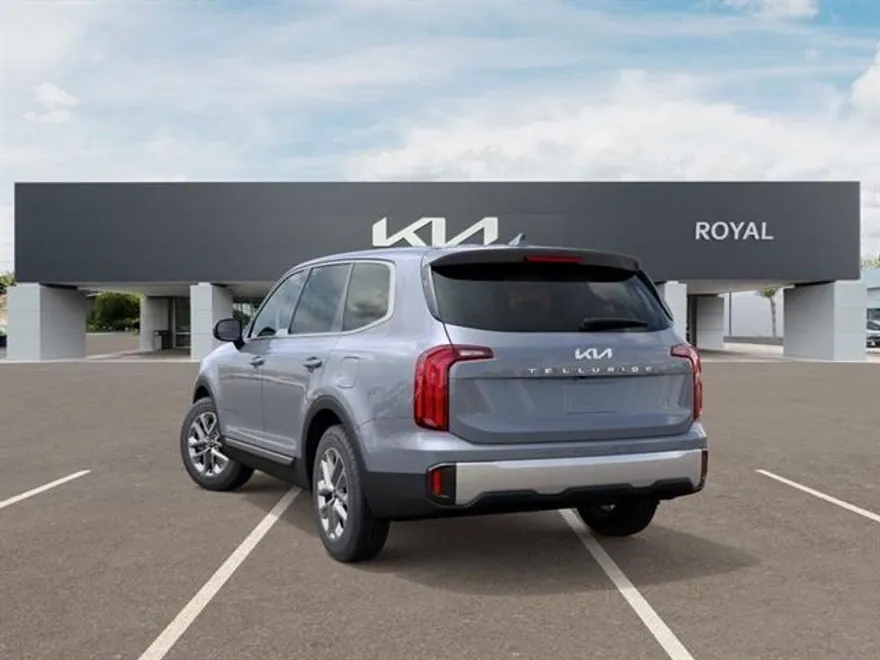 2025 Kia Telluride LX photo 1