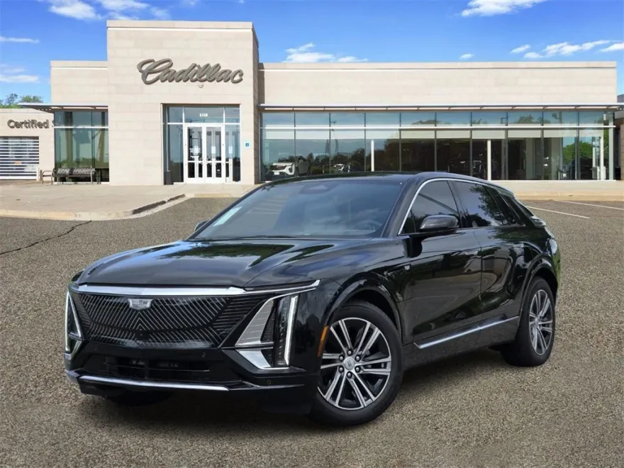 2025 Cadillac Lyriq Luxury photo 1