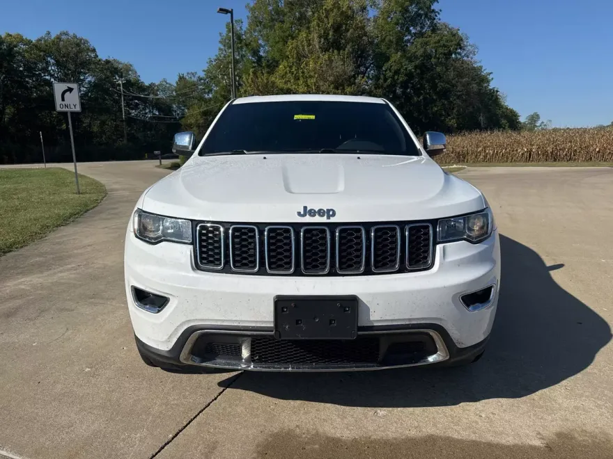 2017 Jeep Grand Cherokee Limited photo 1