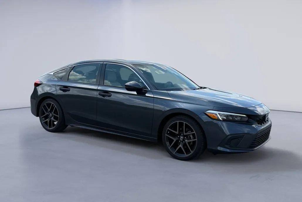 2022 Honda Civic Hatchback Sport Touring photo 1