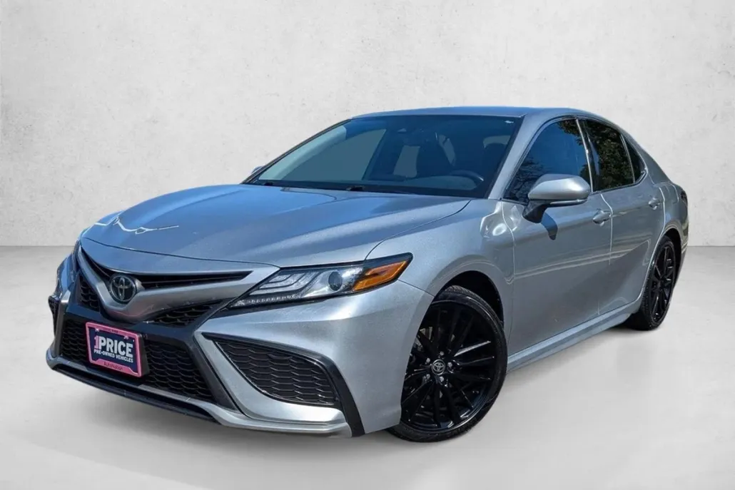 2023 Toyota Camry XSE photo 1