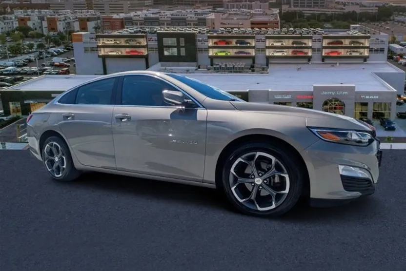 2023 Chevrolet Malibu 1LT photo 1