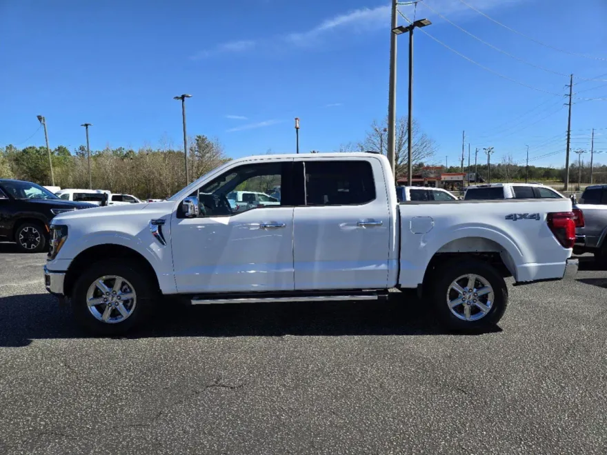 2025 Ford F-150 XLT photo 1