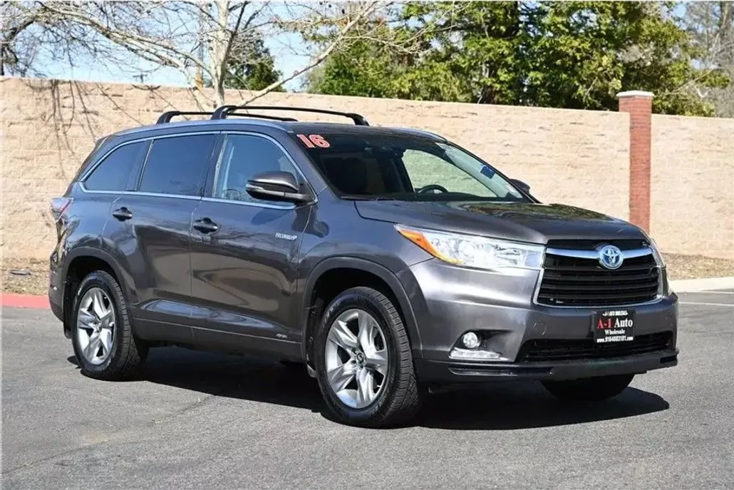 2016 Toyota Highlander Limited Hybrid Sport photo 1