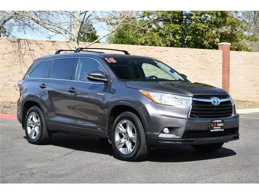 2016 Toyota Highlander Limited Hybrid Sport photo 1