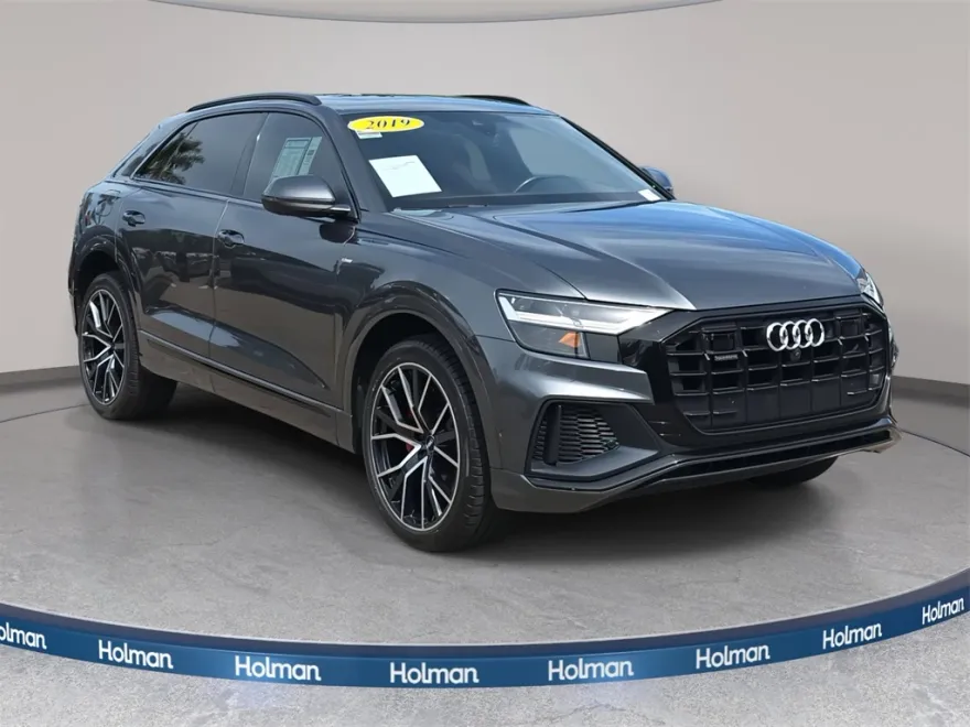 2019 Audi Q8 line Premium Plus photo 1