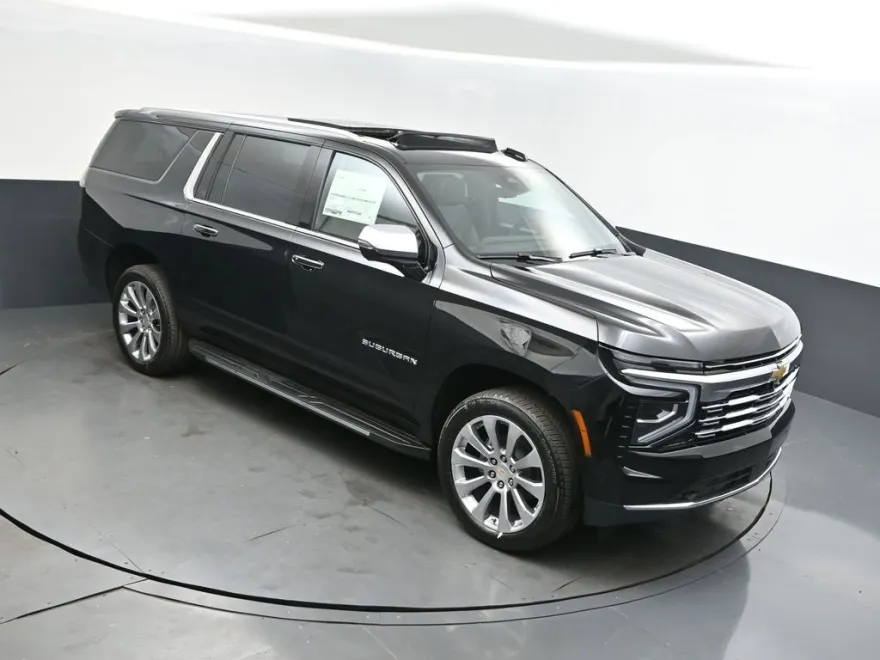 2025 Chevrolet Suburban Premier photo 1
