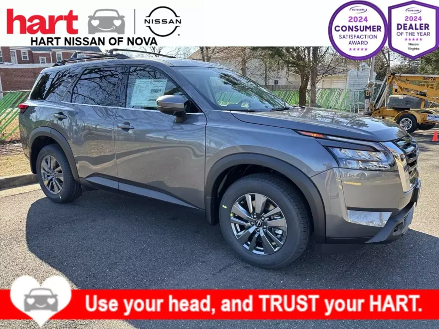 2025 Nissan Pathfinder SV photo 1