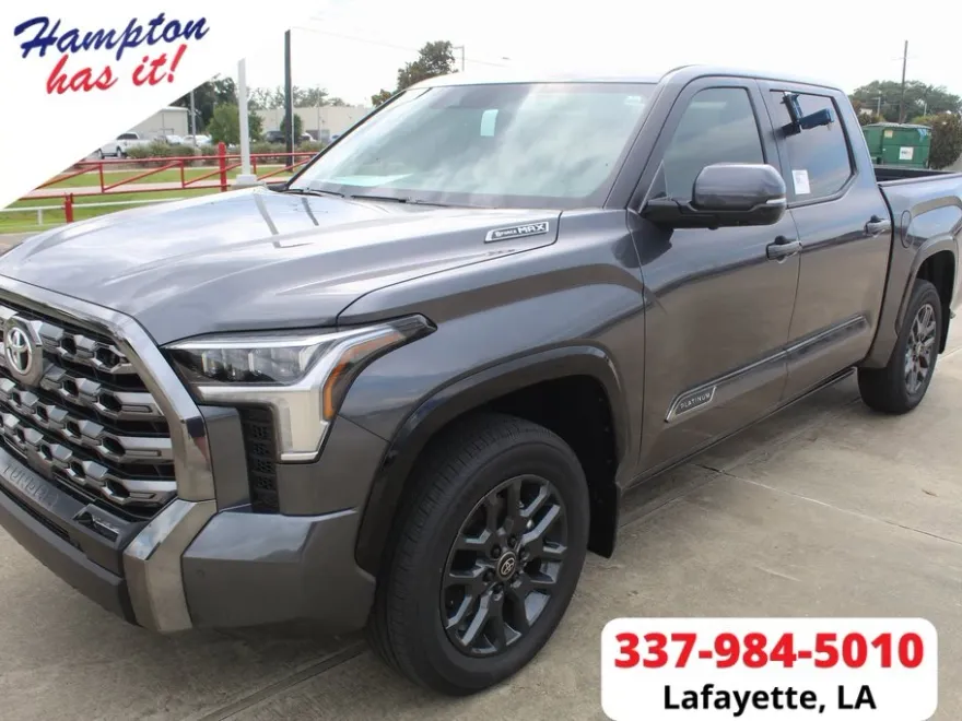 2026 Toyota Tundra Platinum photo 1