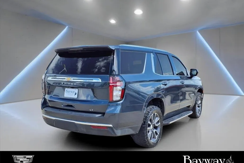 2021 Chevrolet Tahoe LT photo 1