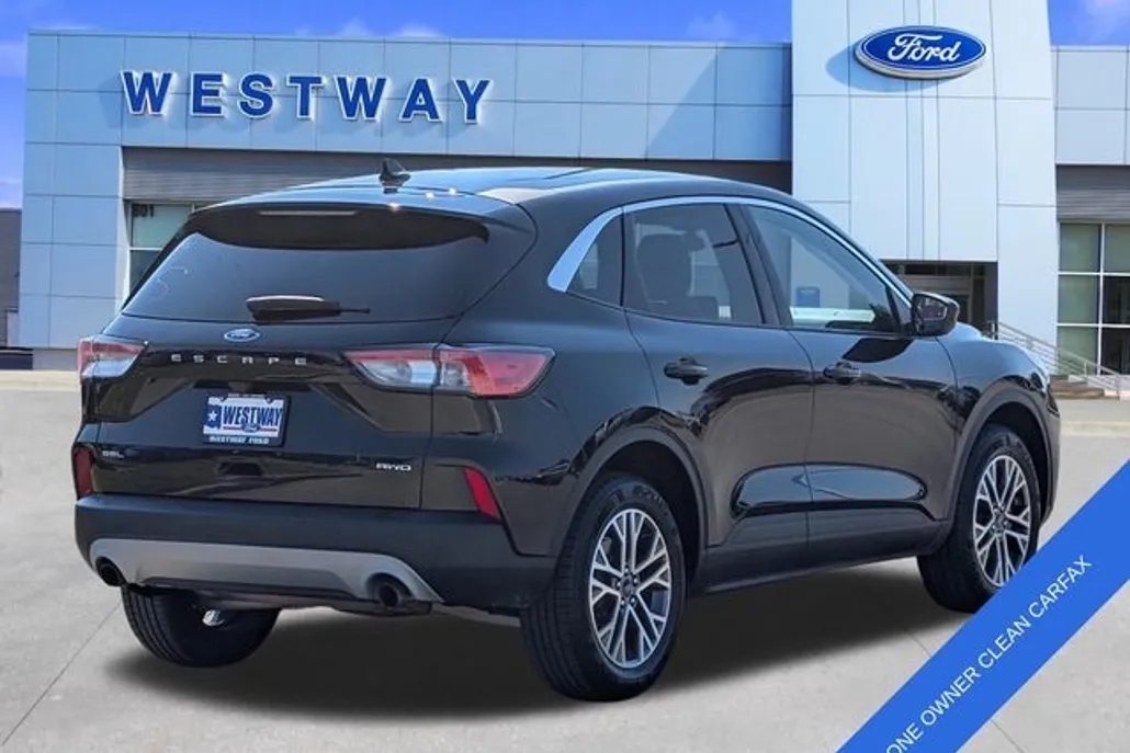 2022 Ford Escape SEL photo 1