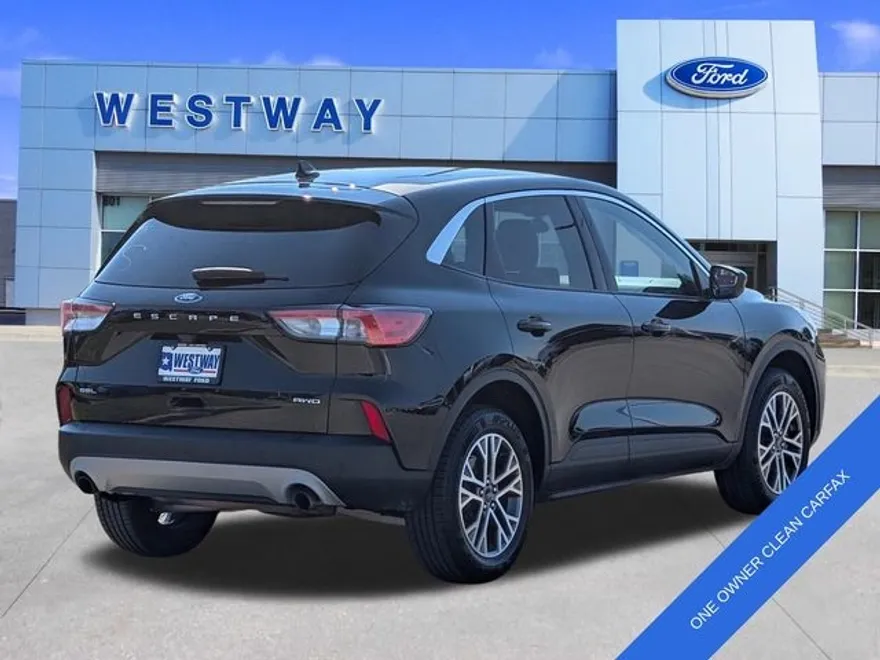 2022 Ford Escape SEL photo 1