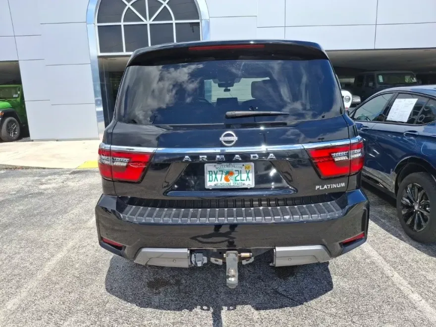 2022 Nissan Armada Platinum photo 1